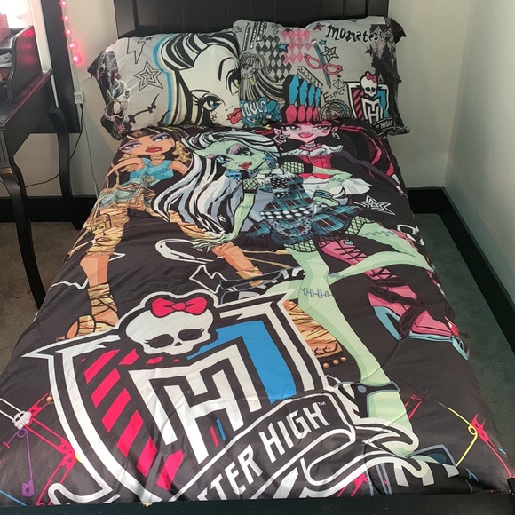 Bedding Monster High Bedding Poshmark